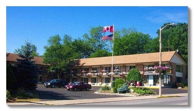 6032 Persepolis Inn Niagara-Fälle Exterior foto